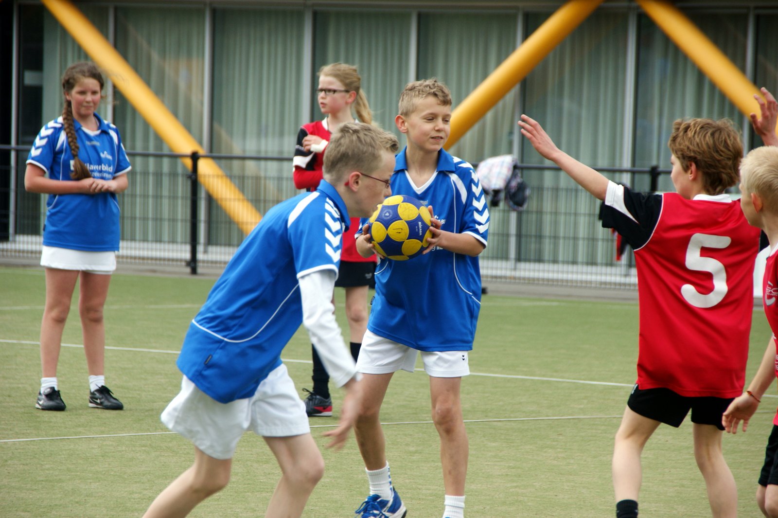 Korfbal D2  21 april-010.JPG